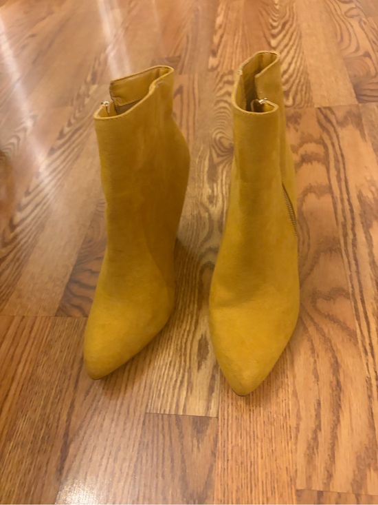 Shoe Dazzle Shoes - ShoeDazzle Kaylee Cone-Heeled Ankle Boots. Great shape size 9